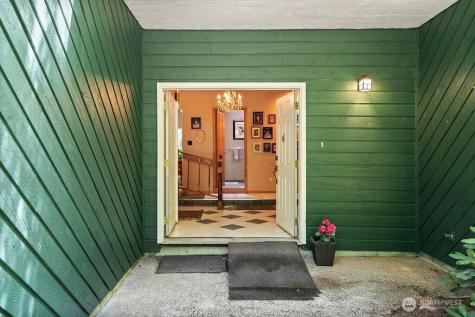 19328 Widme Street NE Poulsbo WA 98370