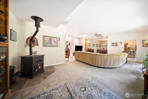 19328 Widme Street NE Poulsbo WA 98370