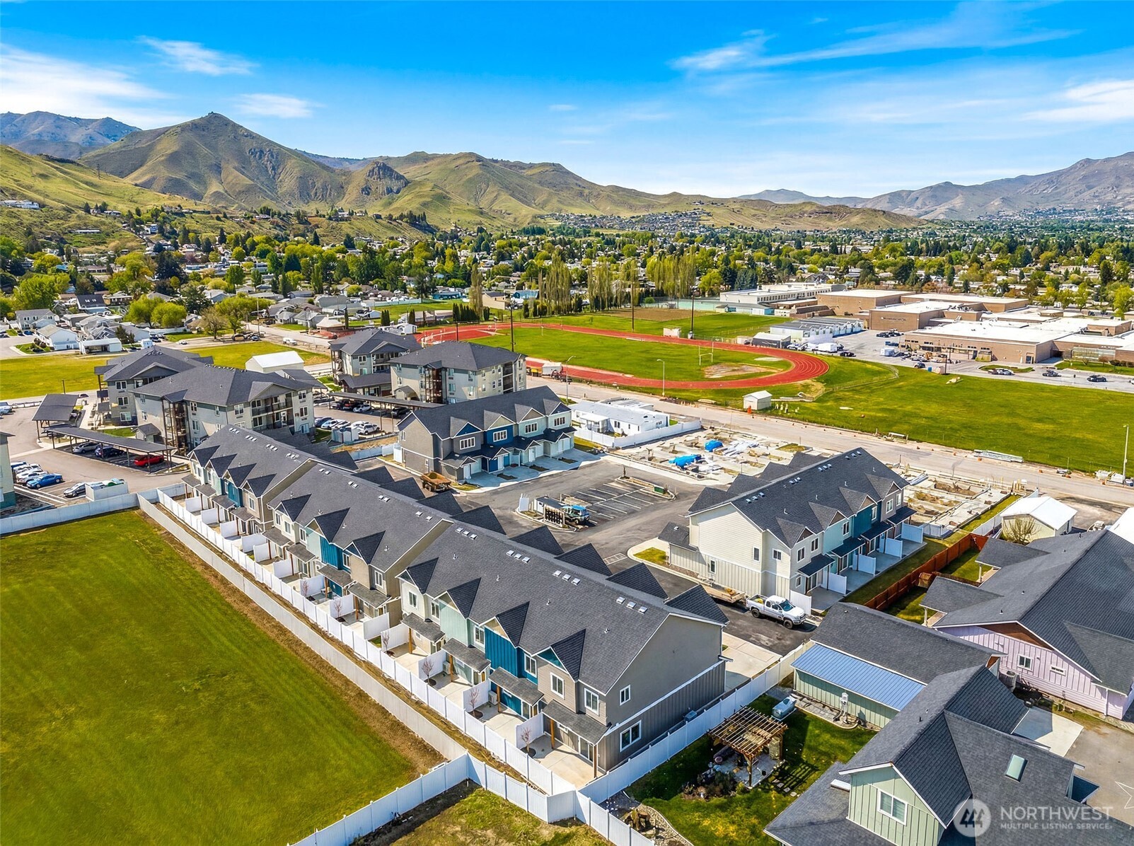1075 Red Apple Road Wenatchee WA 98801