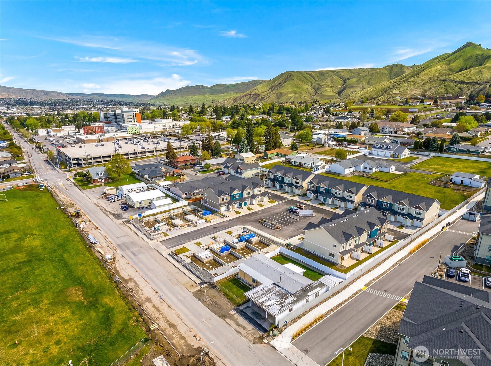 1075 Red Apple Road Wenatchee WA 98801