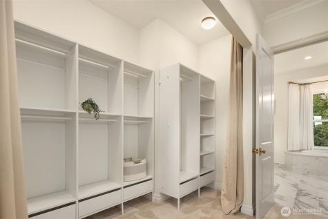 1024 91st Avenue NE Bellevue WA 98004