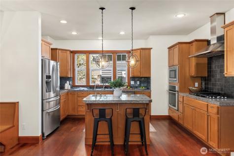 14340 Shasta Lane NE Bainbridge Island WA 98110