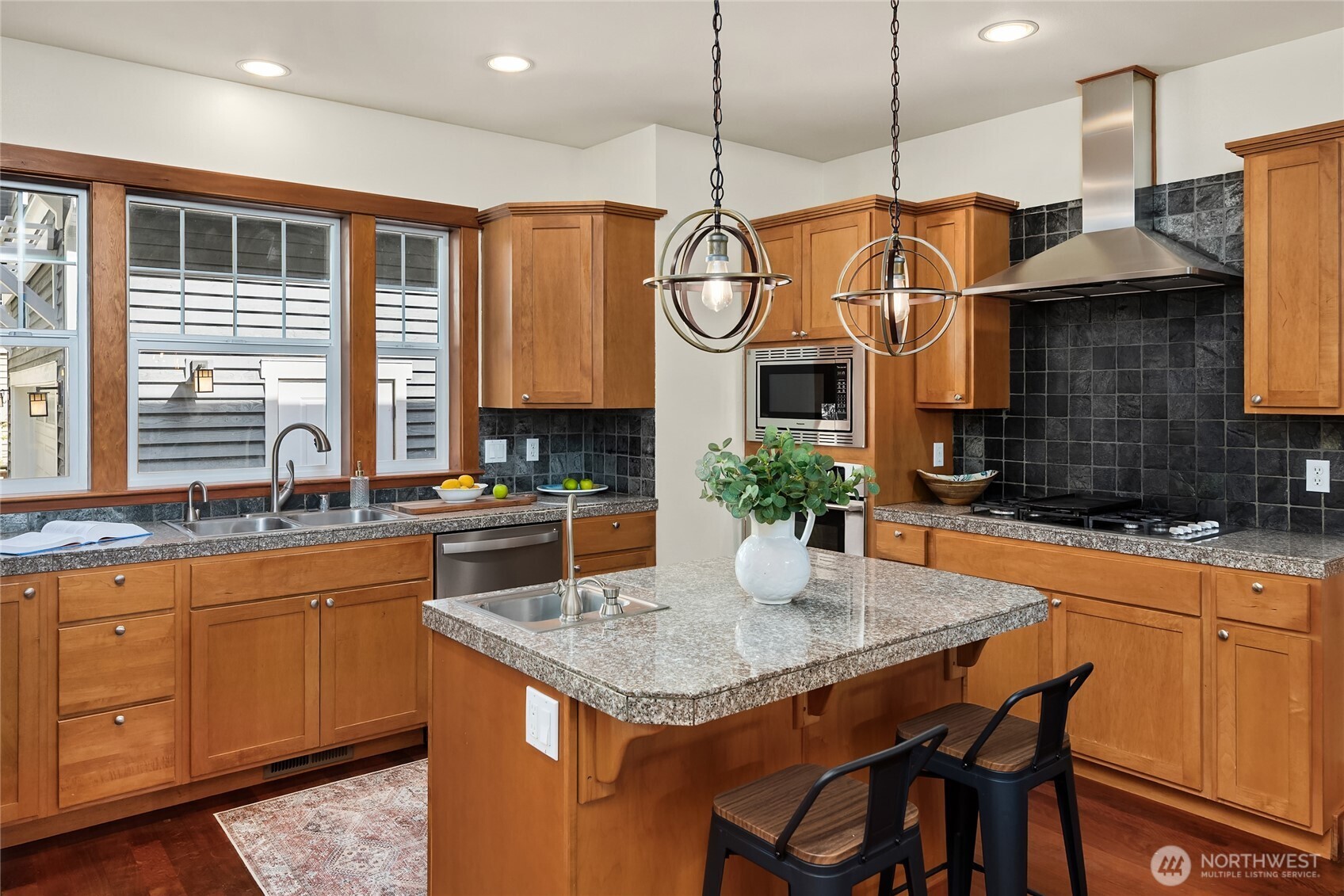 14340 Shasta Lane NE Bainbridge Island WA 98110