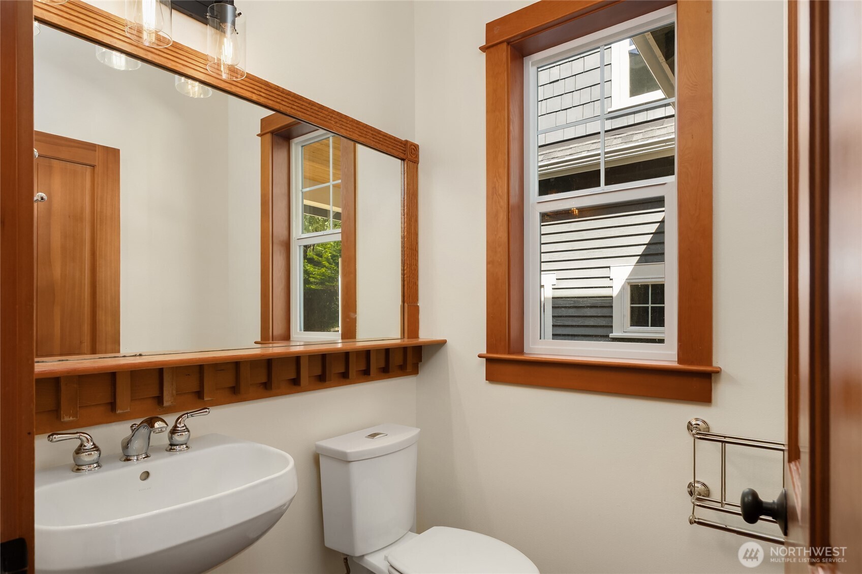 14340 Shasta Lane NE Bainbridge Island WA 98110