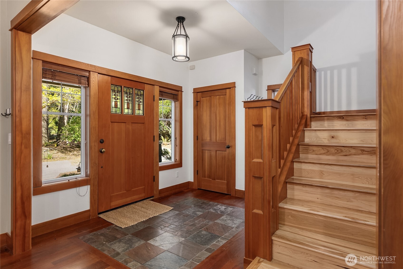 14340 Shasta Lane NE Bainbridge Island WA 98110