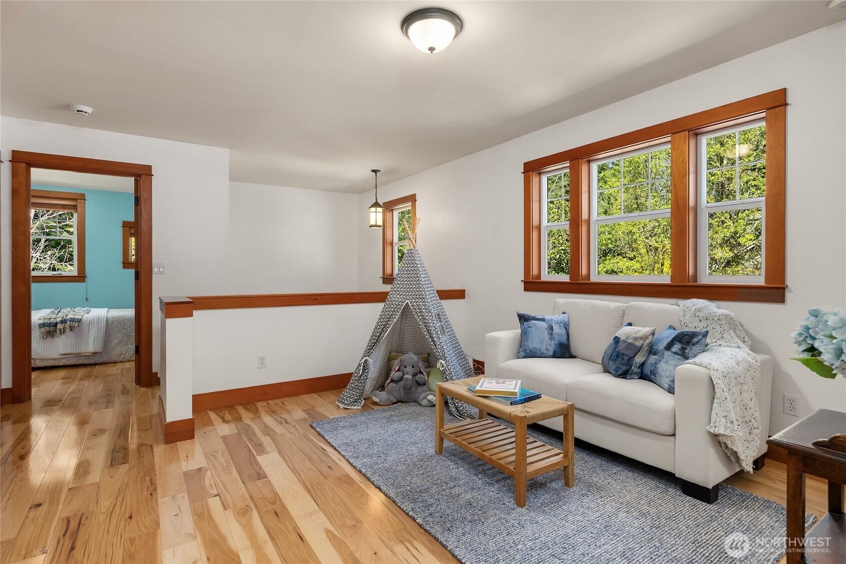 14340 Shasta Lane NE Bainbridge Island WA 98110