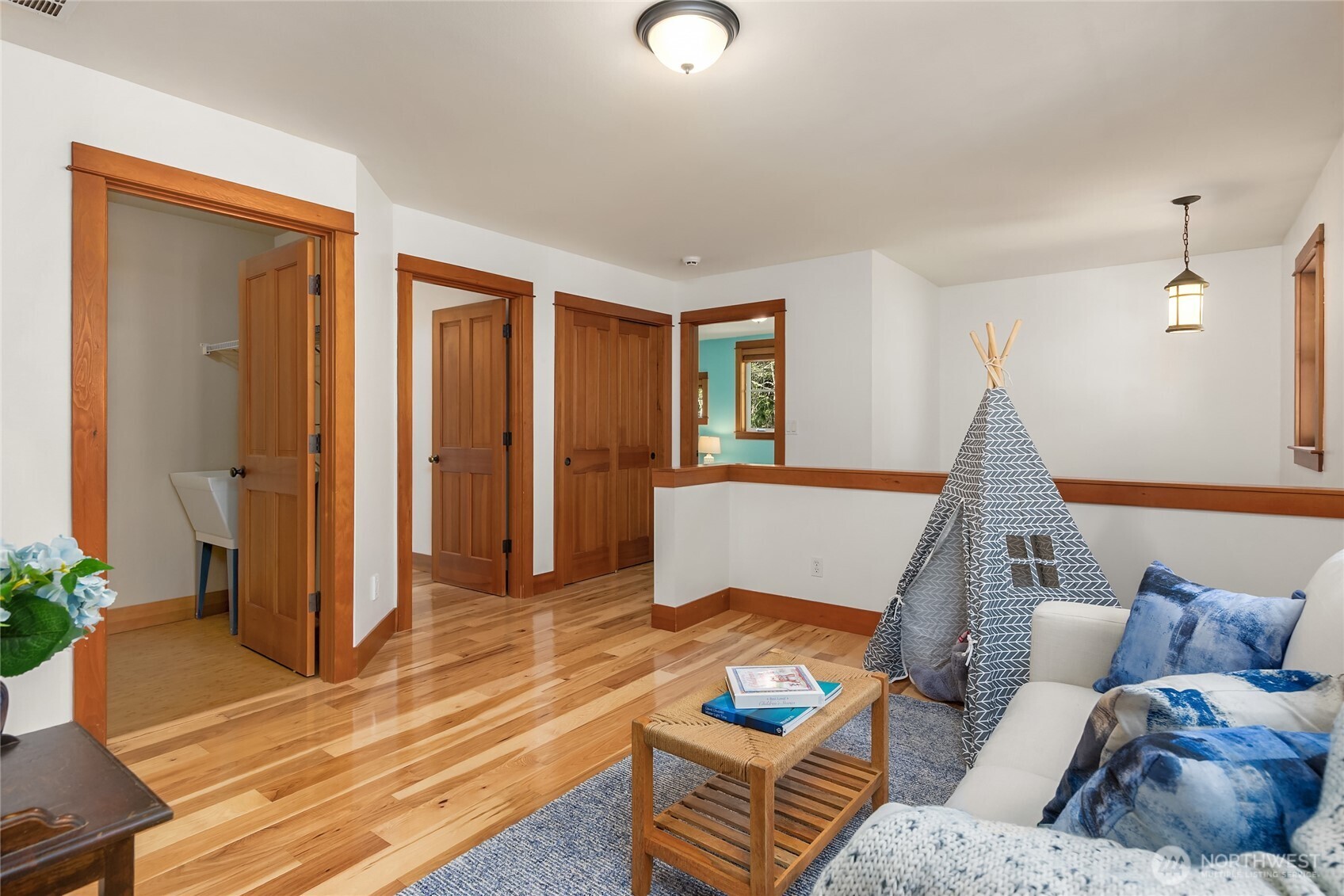 14340 Shasta Lane NE Bainbridge Island WA 98110