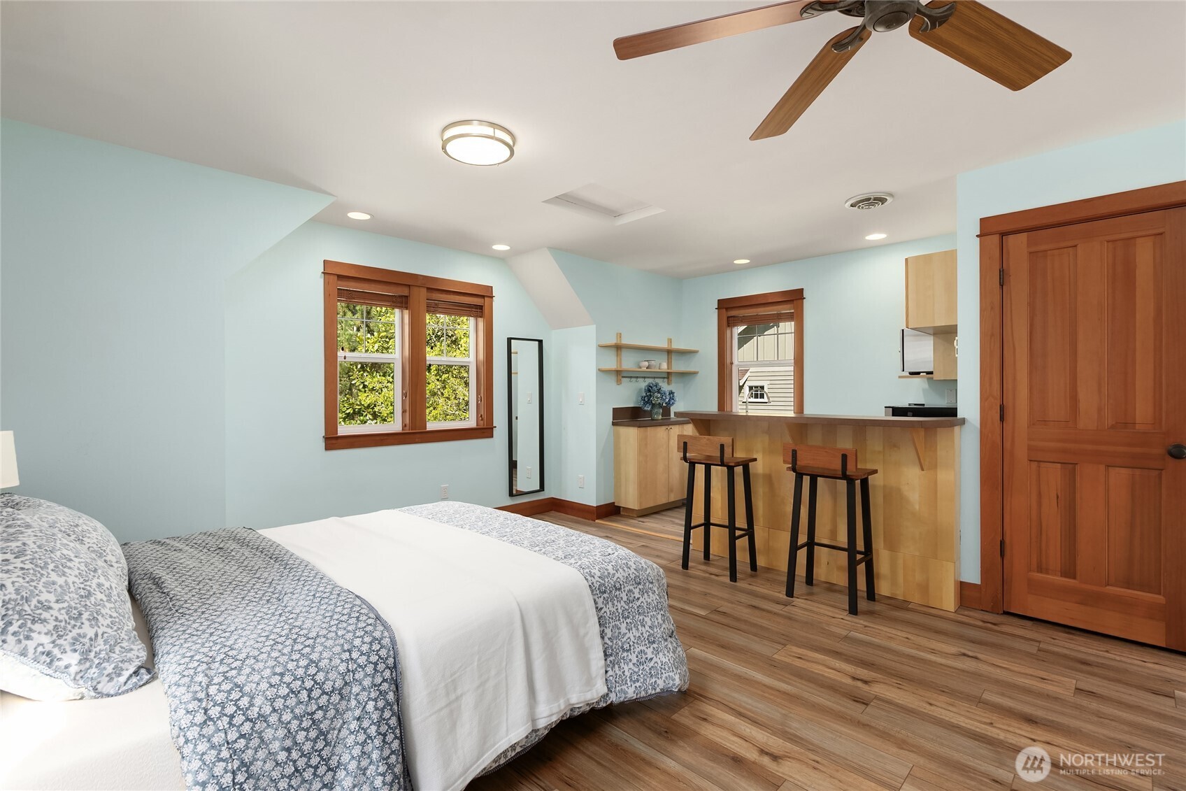 14340 Shasta Lane NE Bainbridge Island WA 98110