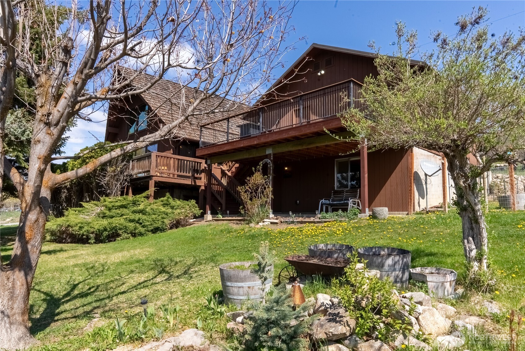 417 Perry Street Winthrop WA 98862