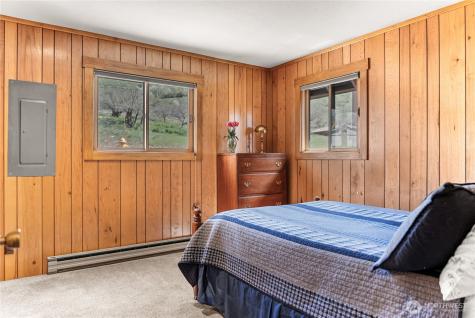 417 Perry Street Winthrop WA 98862
