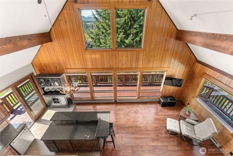 417 Perry Street Winthrop WA 98862