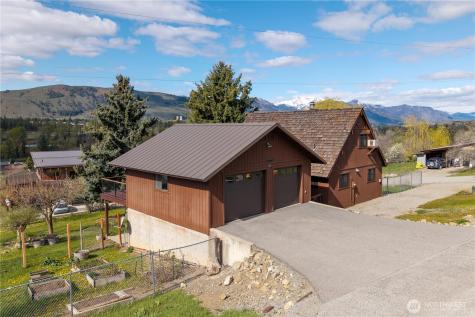 417 Perry Street Winthrop WA 98862