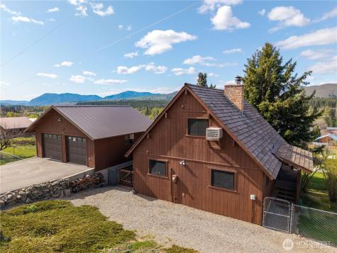 417 Perry Street Winthrop WA 98862
