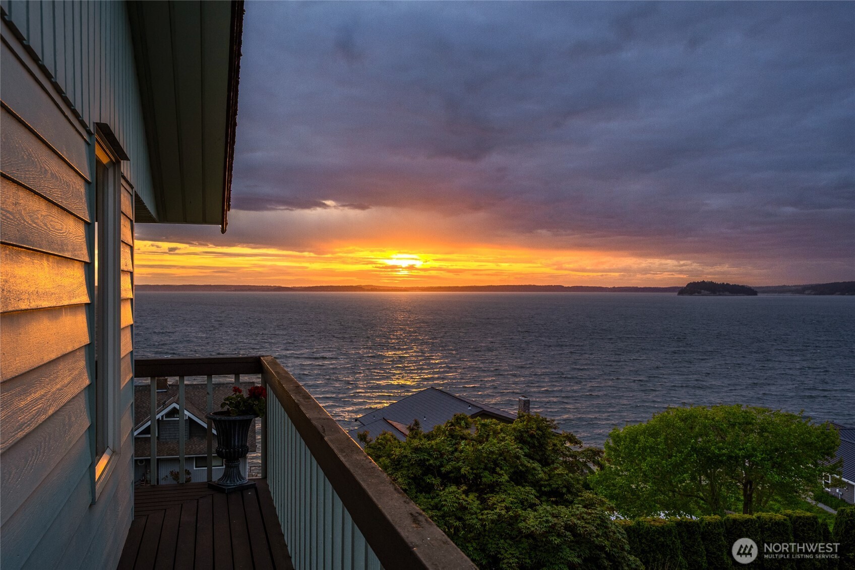 1035 Shorecrest Place Camano Island WA 98282