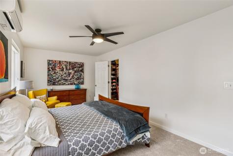 5217 23rd Avenue SW Seattle WA 98106