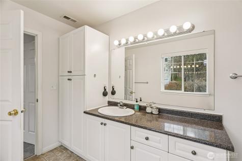 5217 23rd Avenue SW Seattle WA 98106