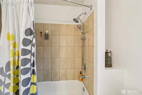 5217 23rd Avenue SW Seattle WA 98106
