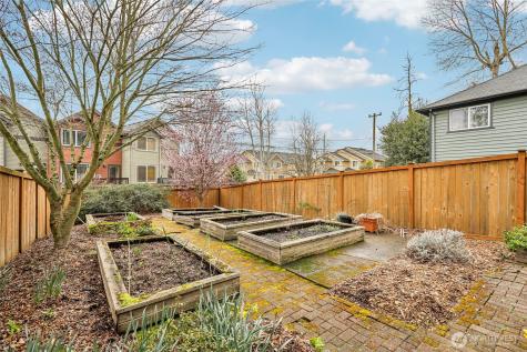 5217 23rd Avenue SW Seattle WA 98106