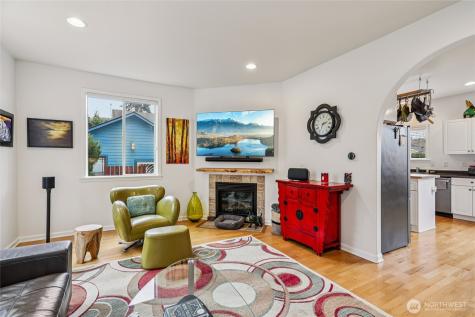 5217 23rd Avenue SW Seattle WA 98106