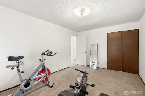 18320 Corliss Avenue N Shoreline WA 98133