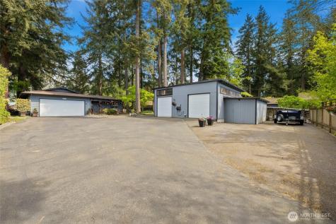 18320 Corliss Avenue N Shoreline WA 98133