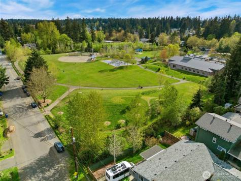 18320 Corliss Avenue N Shoreline WA 98133