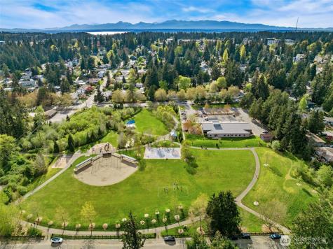 18320 Corliss Avenue N Shoreline WA 98133