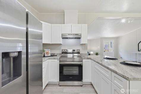 2151 W Cloquallum Road Shelton WA 98584