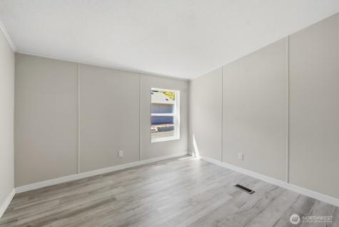 2151 W Cloquallum Road Shelton WA 98584