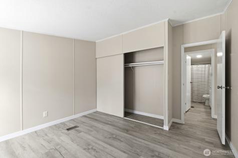 2151 W Cloquallum Road Shelton WA 98584