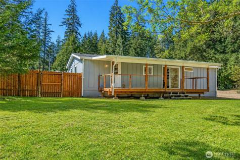 2151 W Cloquallum Road Shelton WA 98584
