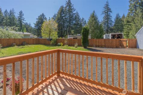 2151 W Cloquallum Road Shelton WA 98584