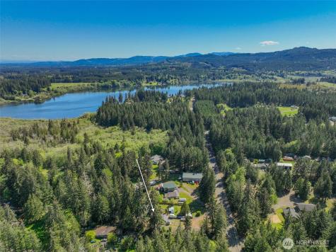 2151 W Cloquallum Road Shelton WA 98584