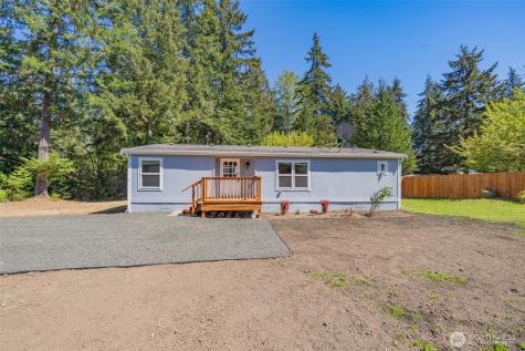 2151 W Cloquallum Road Shelton WA 98584