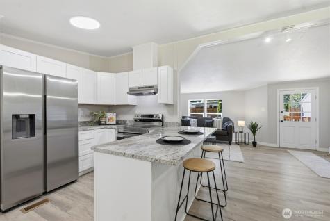 2151 W Cloquallum Road Shelton WA 98584