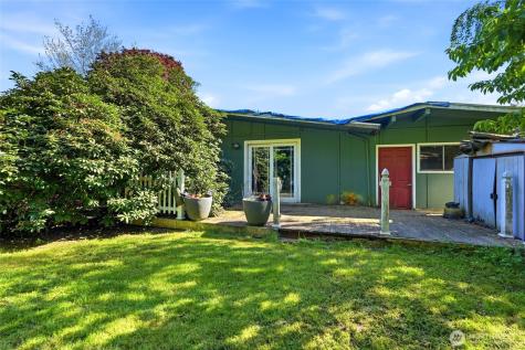 4207 225th Street SW Mountlake Terrace WA 98043
