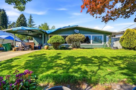 4207 225th Street SW Mountlake Terrace WA 98043