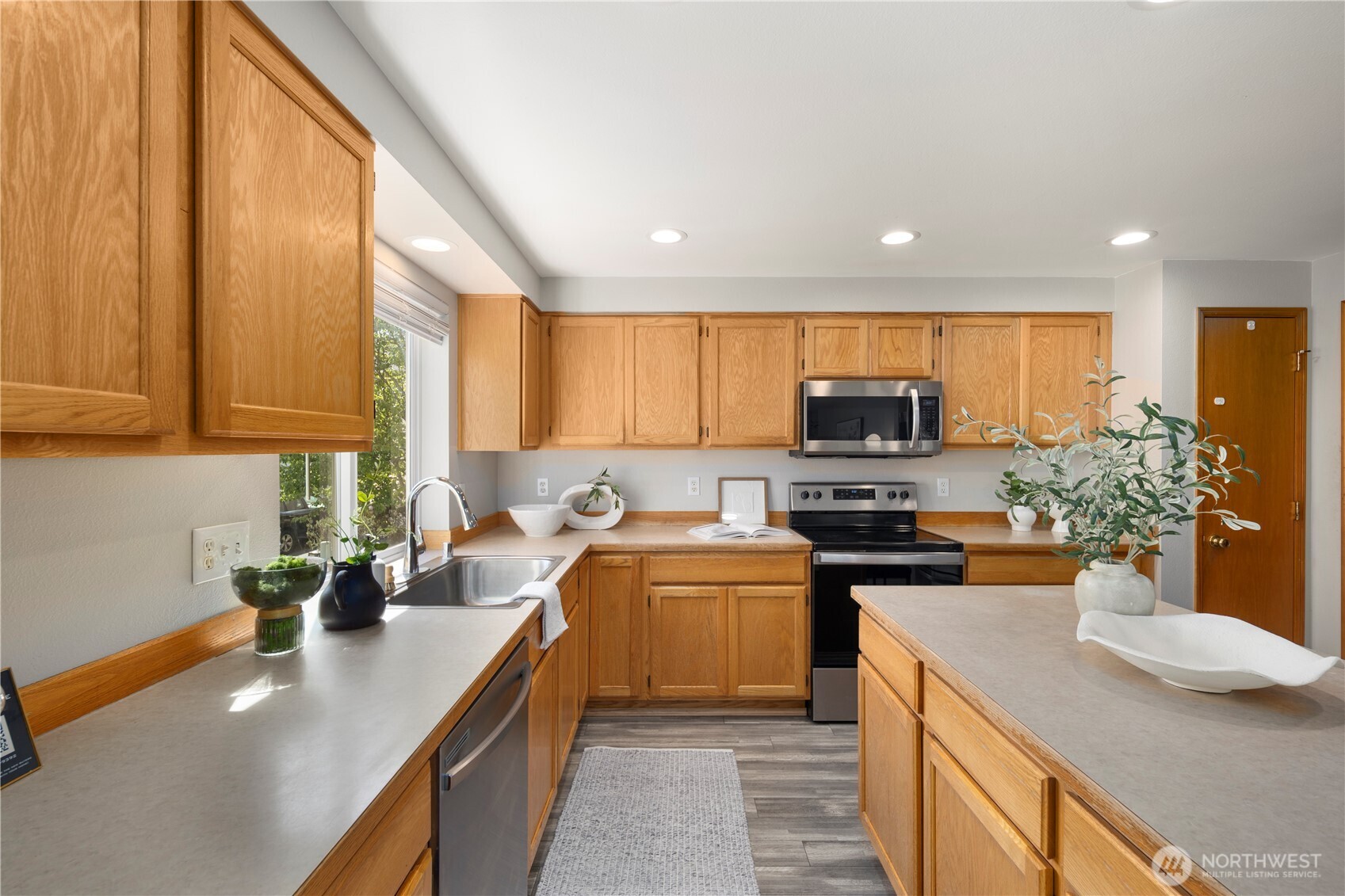 19919 101st Ave SE Renton WA 98055