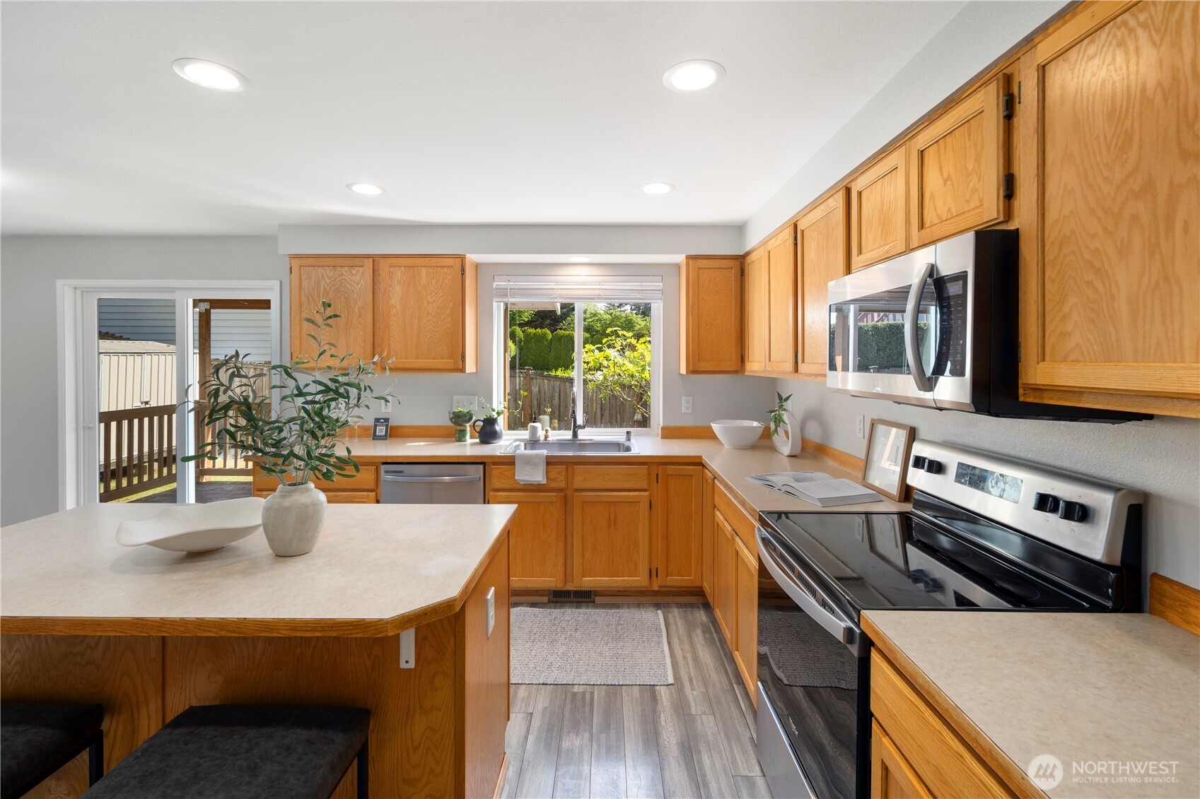 19919 101st Ave SE Renton WA 98055