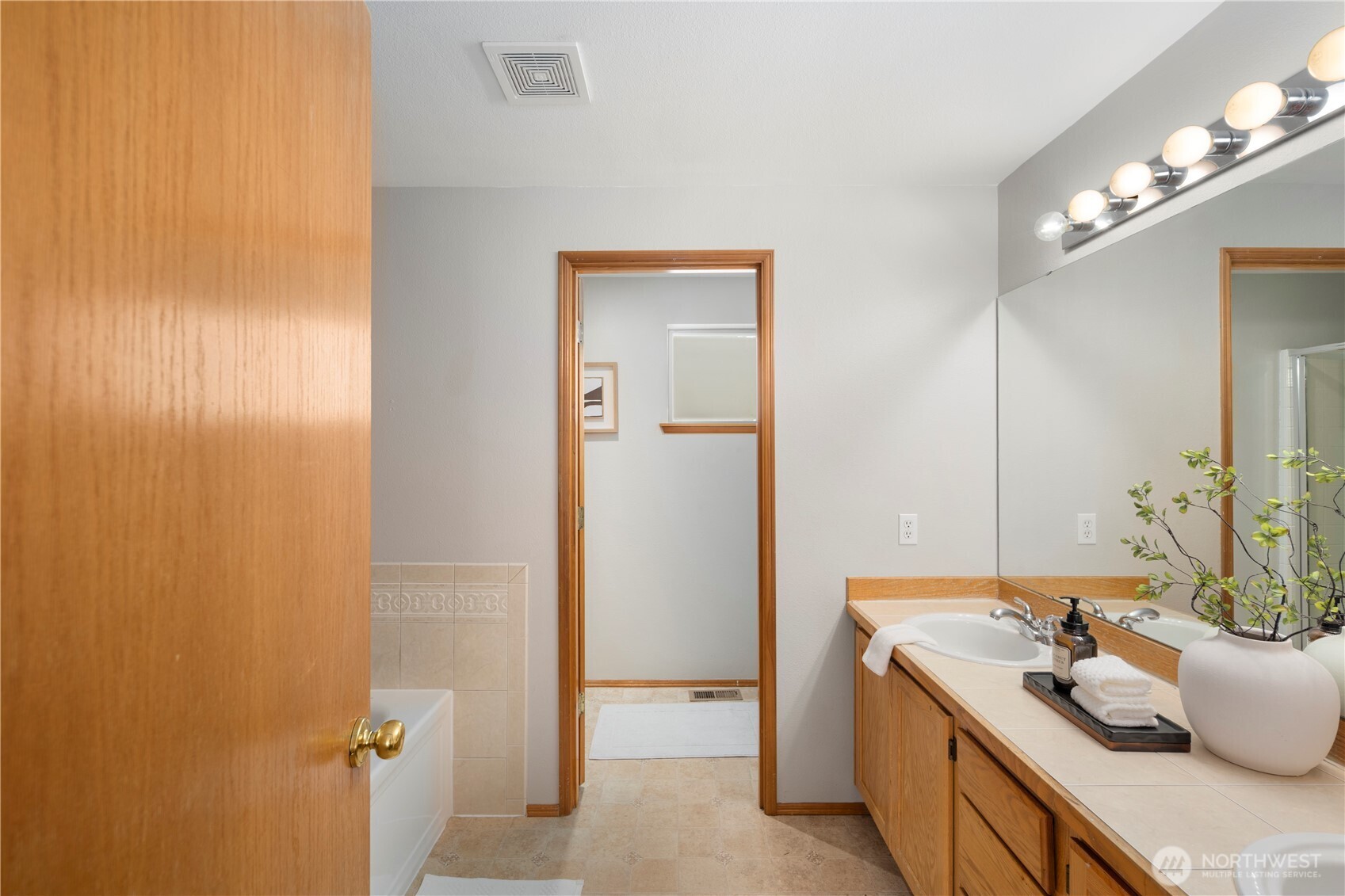 19919 101st Ave SE Renton WA 98055
