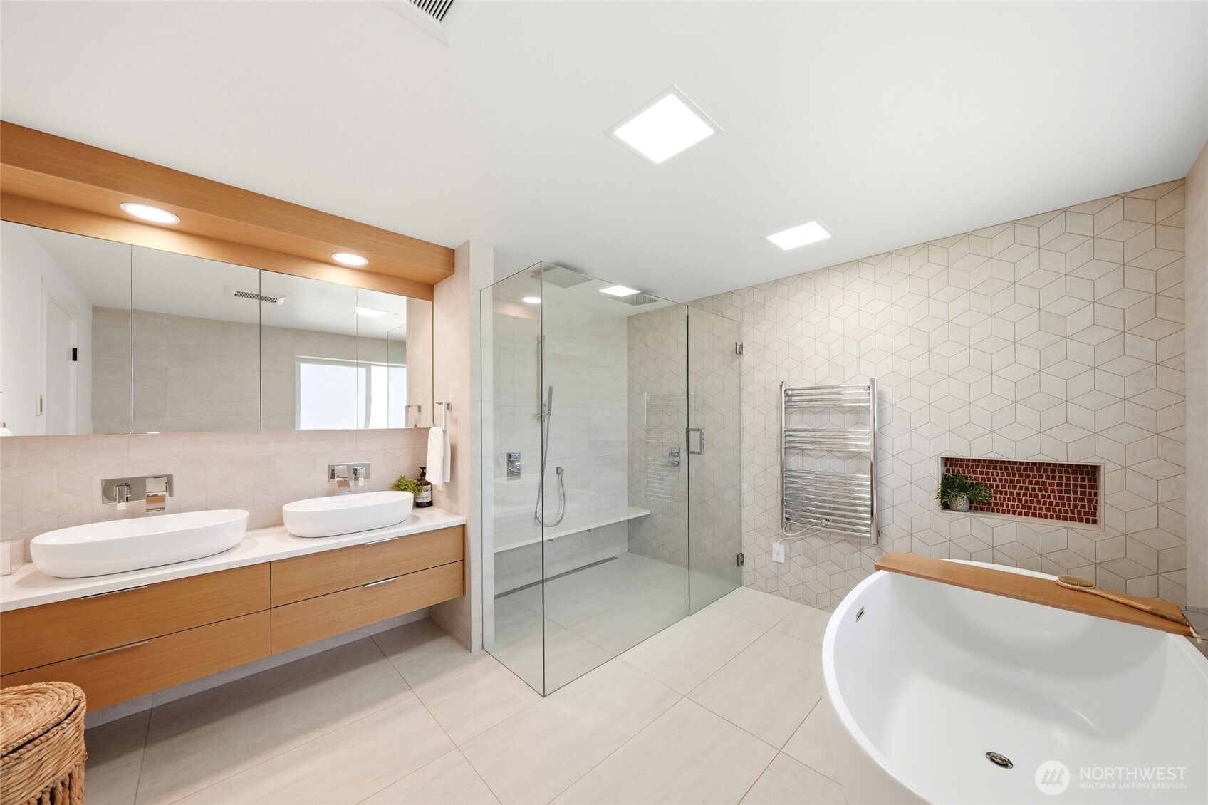 14022 Meridian Avenue S Everett WA 98208