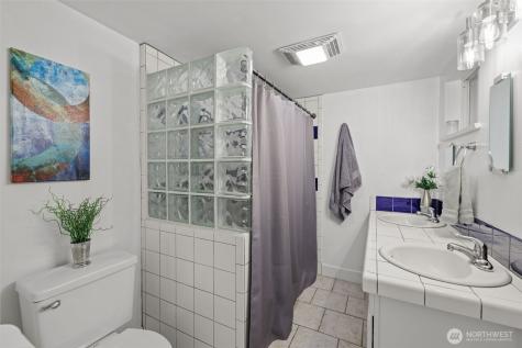 902 22nd Avenue Seattle WA 98122