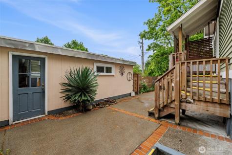 902 22nd Avenue Seattle WA 98122