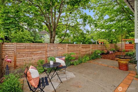 902 22nd Avenue Seattle WA 98122