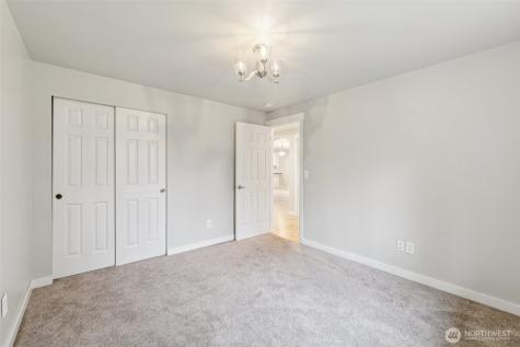 1724 147th Place SW Lynnwood WA 98087
