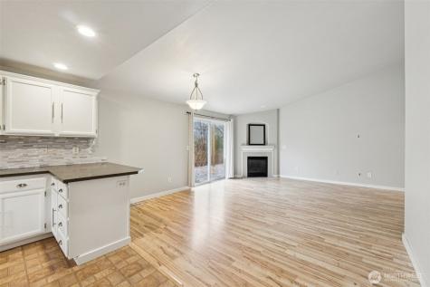 1724 147th Place SW Lynnwood WA 98087