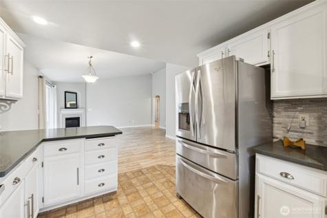 1724 147th Place SW Lynnwood WA 98087