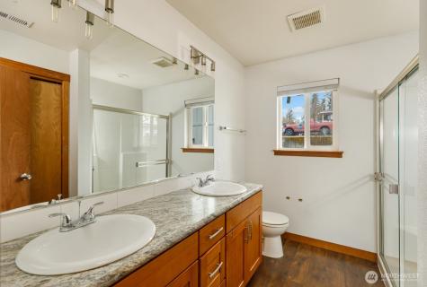 813 S 10th Street Shelton WA 98584