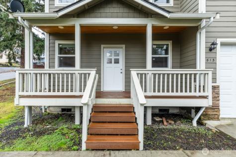813 S 10th Street Shelton WA 98584