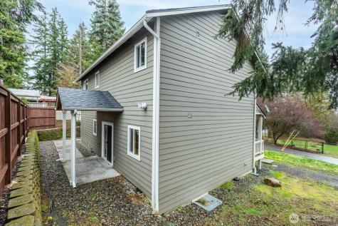 813 S 10th Street Shelton WA 98584